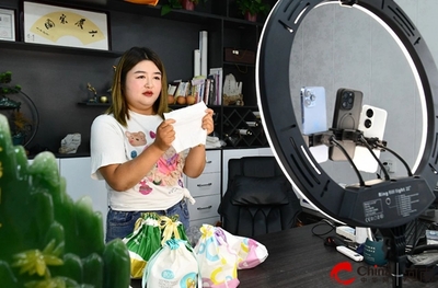 河南新蔡 工廠開到家門口，美容美發(fā)點(diǎn)亮鄉(xiāng)村就業(yè)新路徑